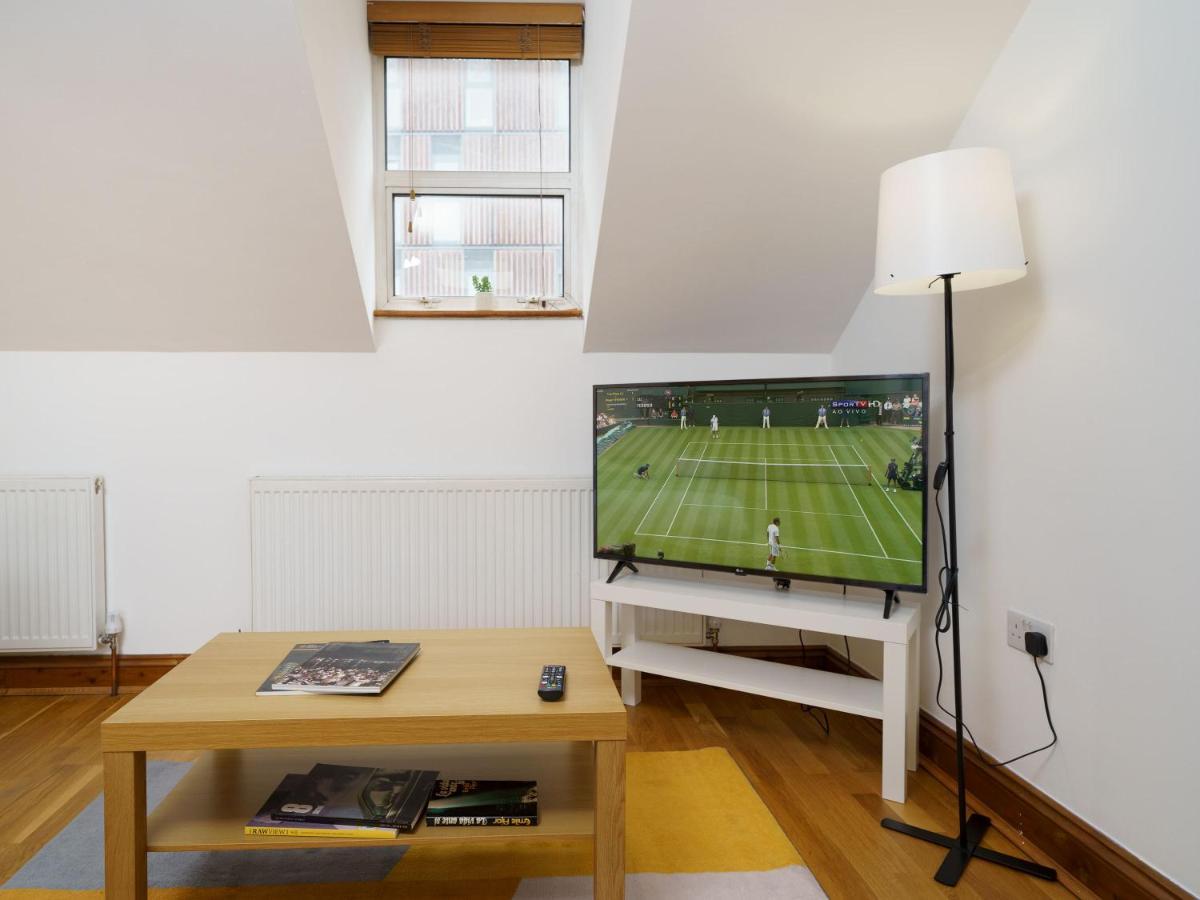 Flat In London Apartment Exterior photo